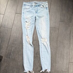 🔥 American Eagle Next Level Stretch light ripped jeggings size 4 women’s regular